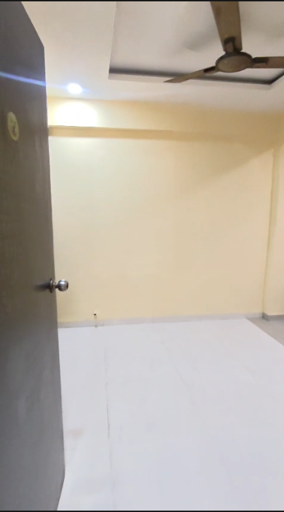 1 BHK Semi-Furnished Flat – Kalash CHS (Karanjade)